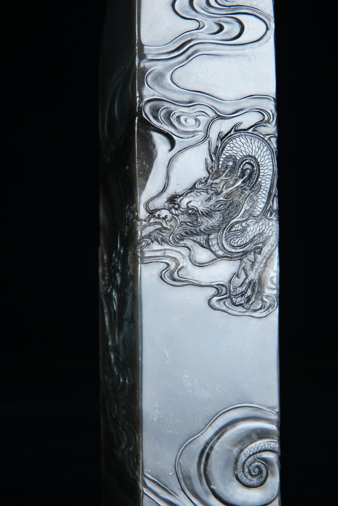 方寸藏珍·寿山田黄印章专场（二） 寿山牛角冻《降龙》印章