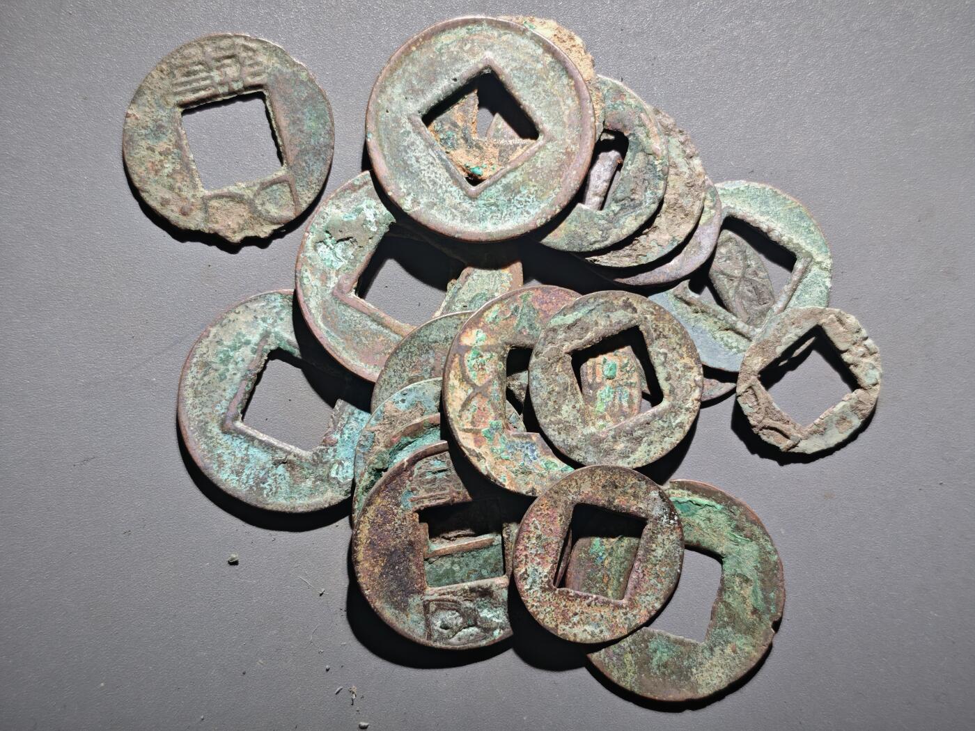 108期新疆红钱粟特钱币丝路钱币专场 E3杂钱一组20枚