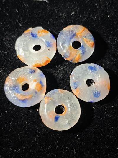 108期新疆红钱粟特钱币丝路钱币专场 - 中亚回流琉璃珠子