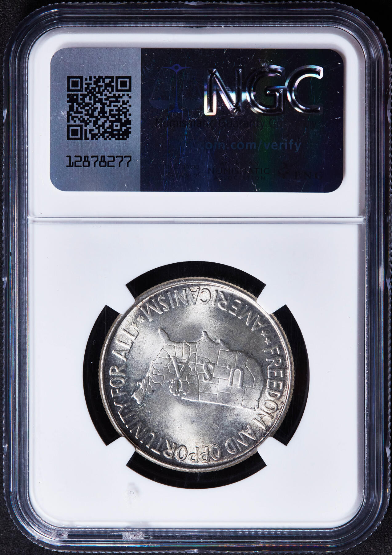 【俄甄集藏】“万象更新、马呈祥瑞”迎新春俄甄精品场-2026年(047)01-21 星期三 晚 19:30 全场包邮 美国1952年纪念非洲裔农业学家乔治·卡弗与教育家布克·华盛顿50美分银币，NGC MS65，转光品相