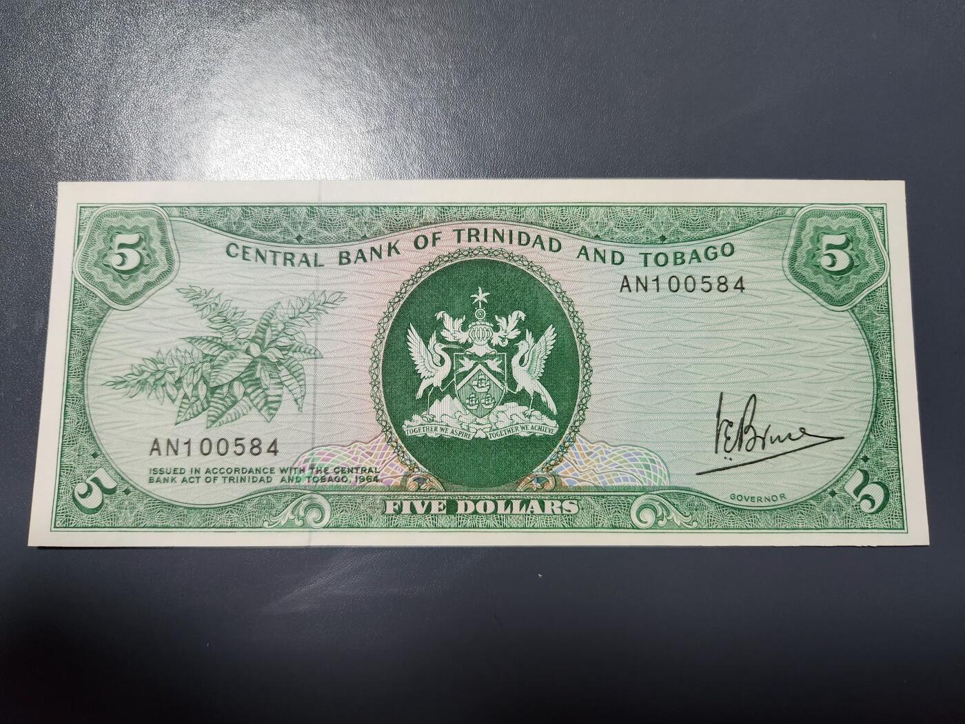 1月17号晚上8点 外国纸币自动截拍第8场 新品