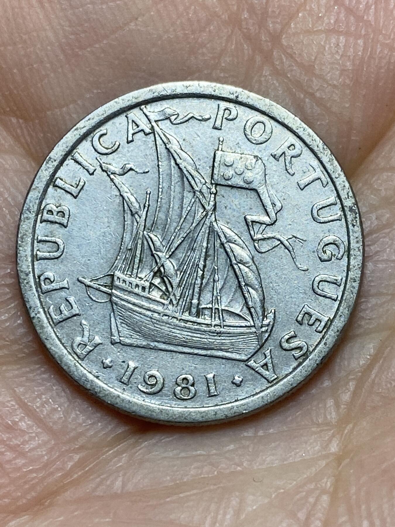 2026年第十场(总第一百七十九场）外国好品散币场(免佣金) 葡萄牙🇵🇹1981年2.5埃斯库多(共和国第四套)