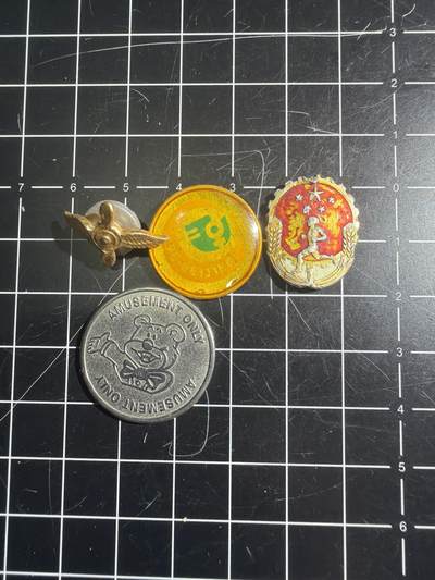 古冰库章牌勋赏收藏0起拍卖 - 四个小物件