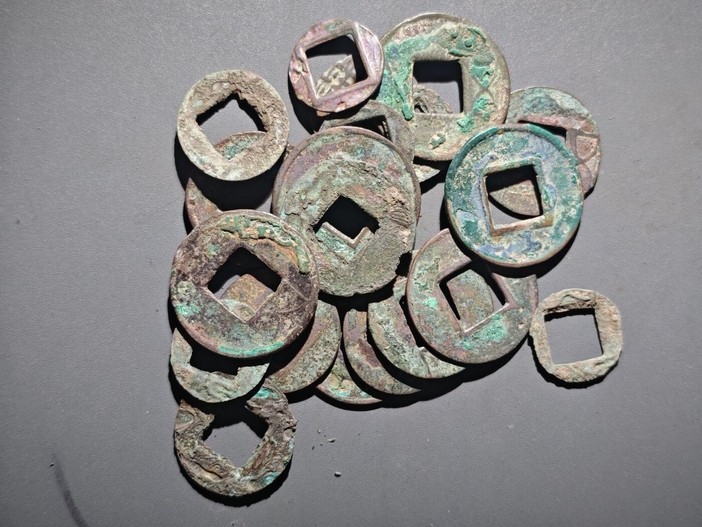 108期新疆红钱粟特钱币丝路钱币专场 E7杂钱一组20枚