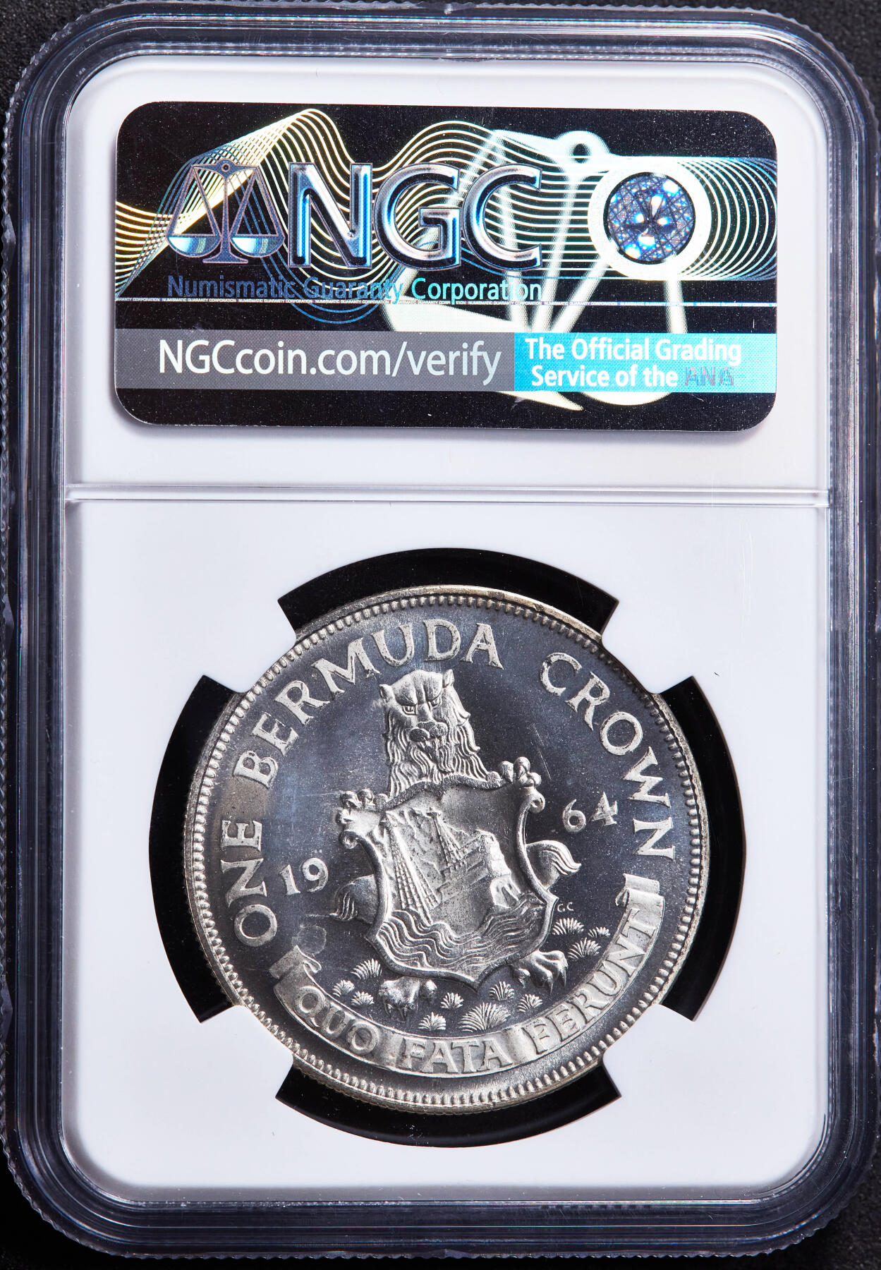 【俄甄集藏】“万象更新、马呈祥瑞”迎新春俄甄精品场-2026年(047)01-21 星期三 晚 19:30 全场包邮 英属百慕大1964年伊丽莎白二世1克朗精制银币，NGC PF66，精制稀少，重22.62克，500银，发行量30000枚