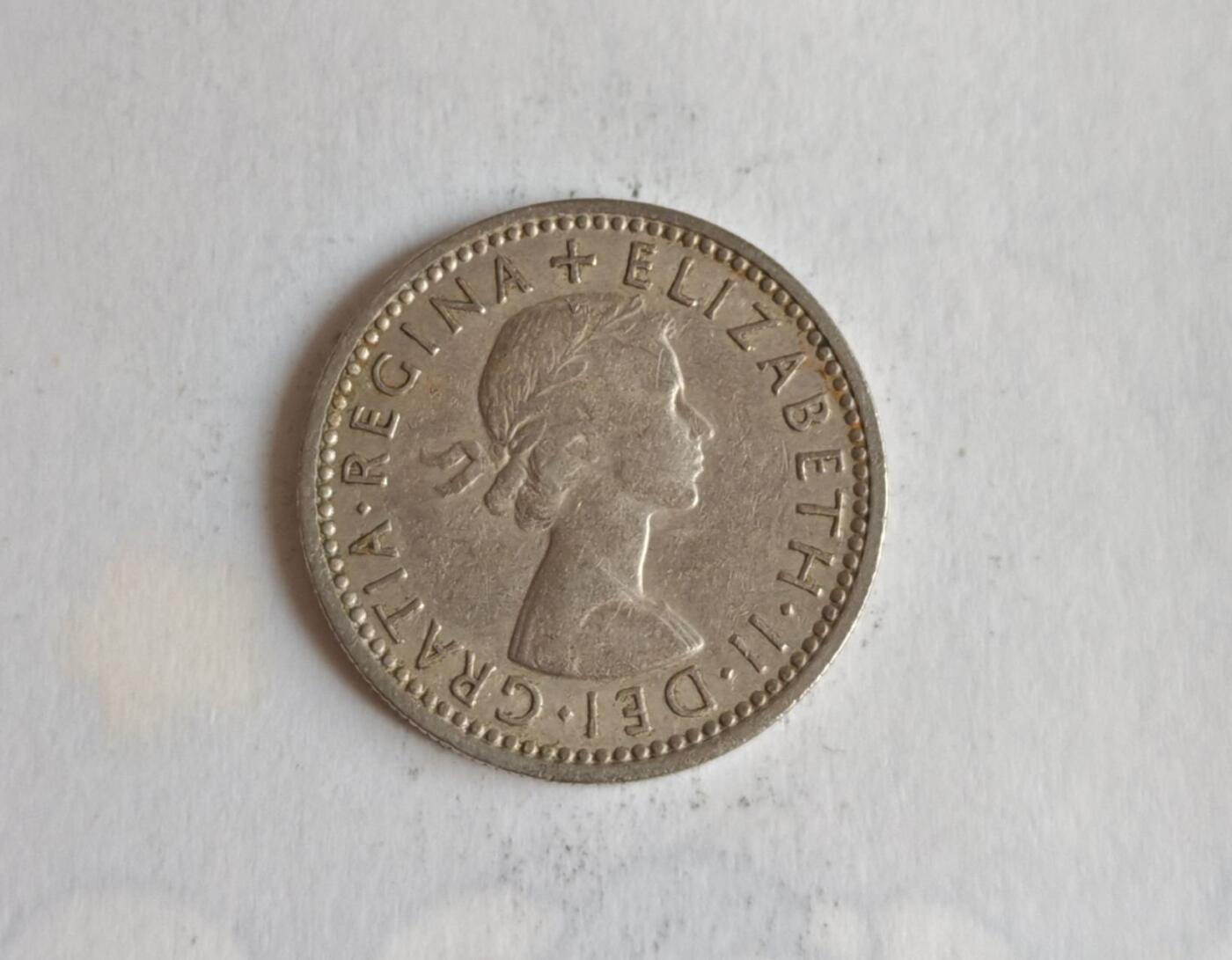 外国硬币 🔍 这是一枚1957年英国6便士（Sixpence）硬币