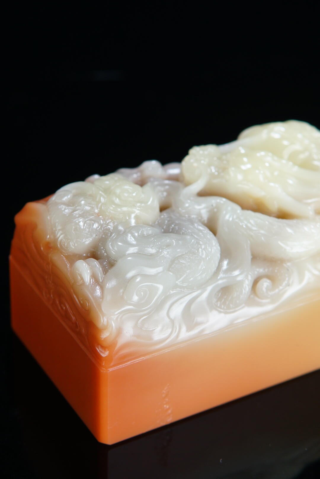 方寸藏珍·寿山田黄印章专场（二） 寿山芙蓉石《盘龙》印章