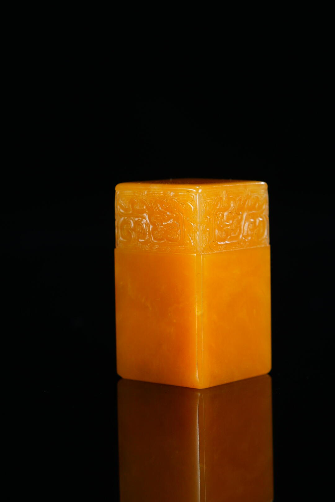 方寸藏珍·寿山田黄印章专场（二） 寿山田黄石《博古》方章