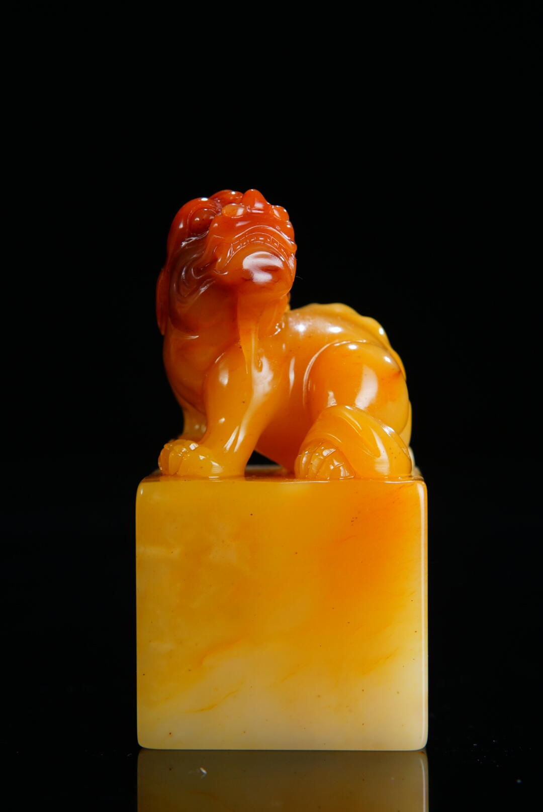 方寸藏珍·寿山田黄印章专场（二） 寿山芙蓉石《狻猊》钮章