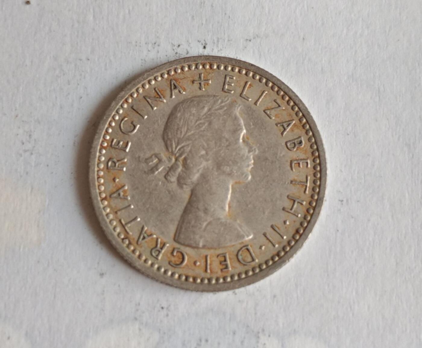 外国硬币 🔍 这是一枚1961年英国6便士（Sixpence）硬币
