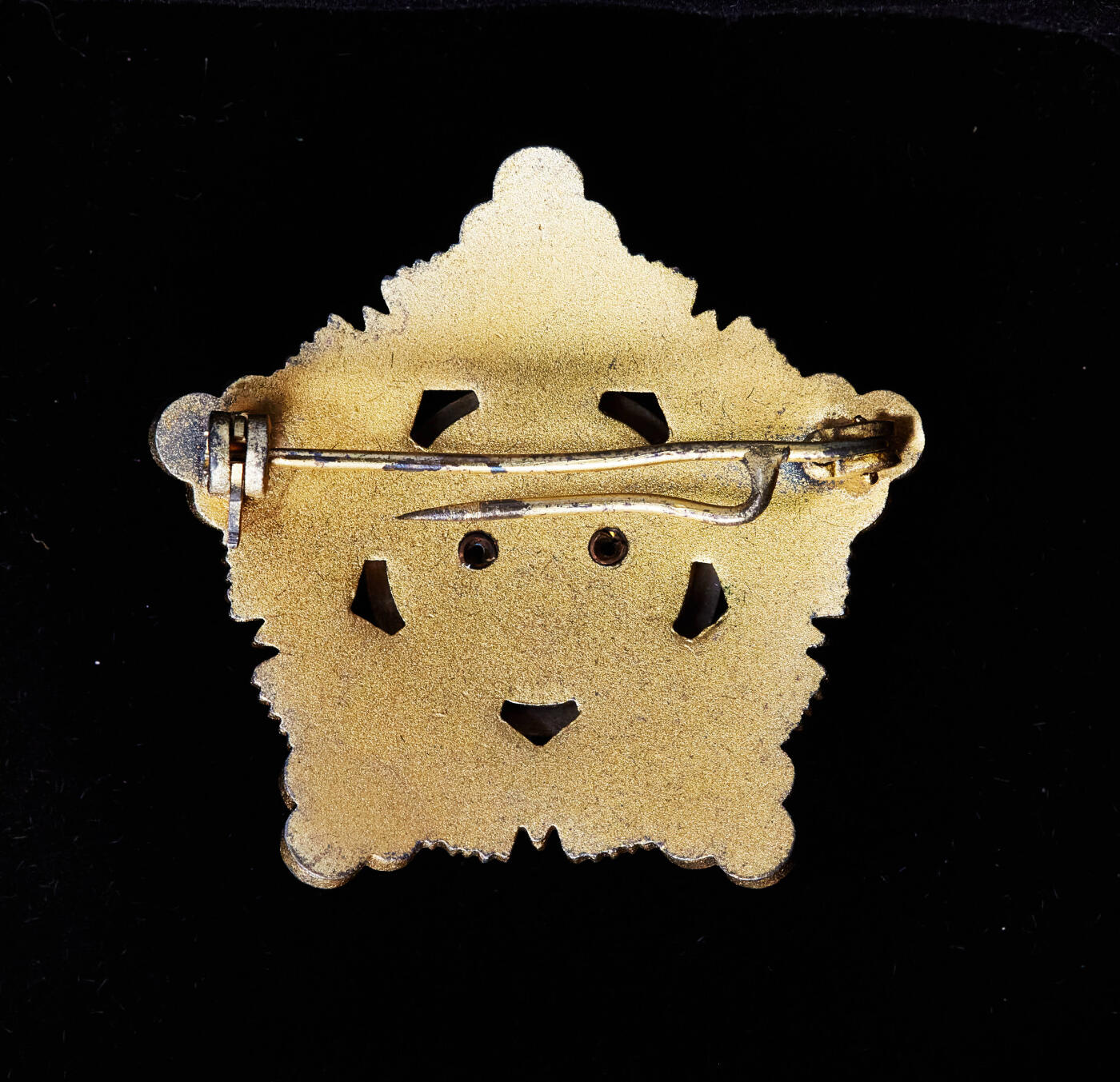 【俄甄集藏】“万象更新、马呈祥瑞”迎新春俄甄精品场-2026年(047)01-21 星期三 晚 19:30 全场包邮 南斯拉夫二级共和国勋章，银质镀金局部珐琅，带勋略，1960年第一版，高等级，直径：48mm，重量：35.35克