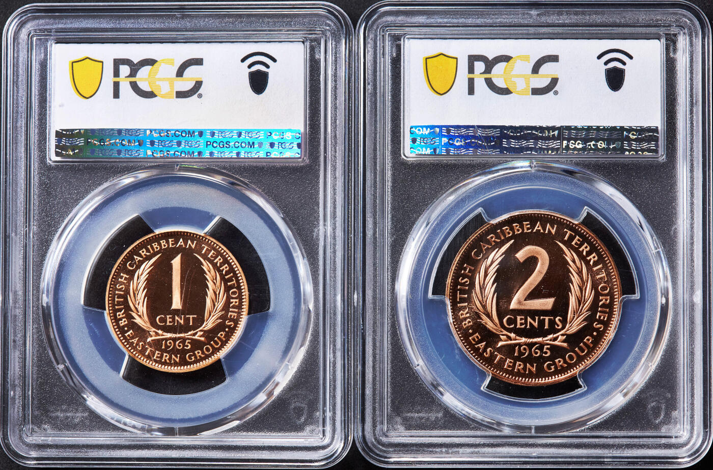 【俄甄集藏】“万象更新、马呈祥瑞”迎新春俄甄精品场-2026年(047)01-21 星期三 晚 19:30 全场包邮 英属东加勒比地区1965年伊丽莎白二世1、2分精制铜币2枚一对，PCGS PR68RD DC，高分难得