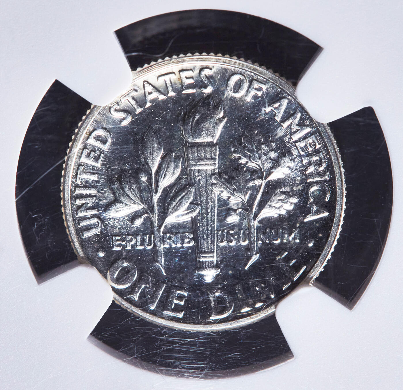 【俄甄集藏】“万象更新、马呈祥瑞”迎新春俄甄精品场-2026年(047)01-21 星期三 晚 19:30 全场包邮 美国1962年罗斯福10美分精制银币，NGC PF65，精制稀少