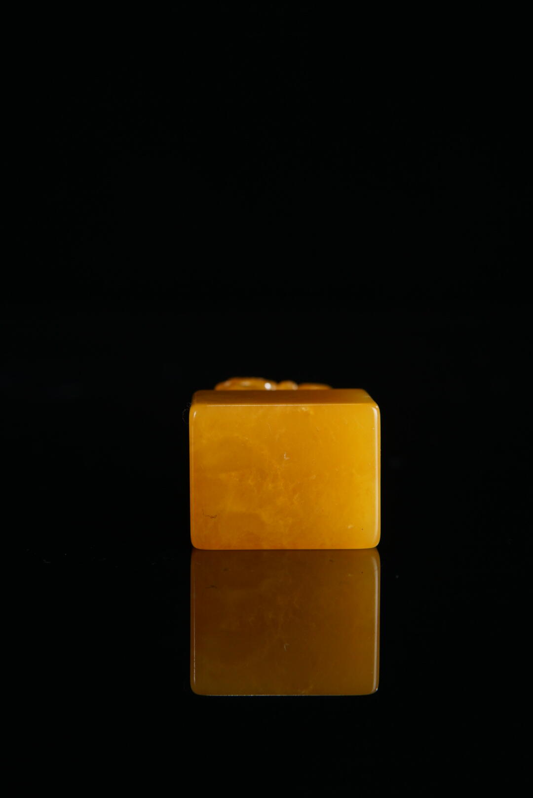 方寸藏珍·寿山田黄印章专场（一） 寿山田黄石《太师少师》钮章