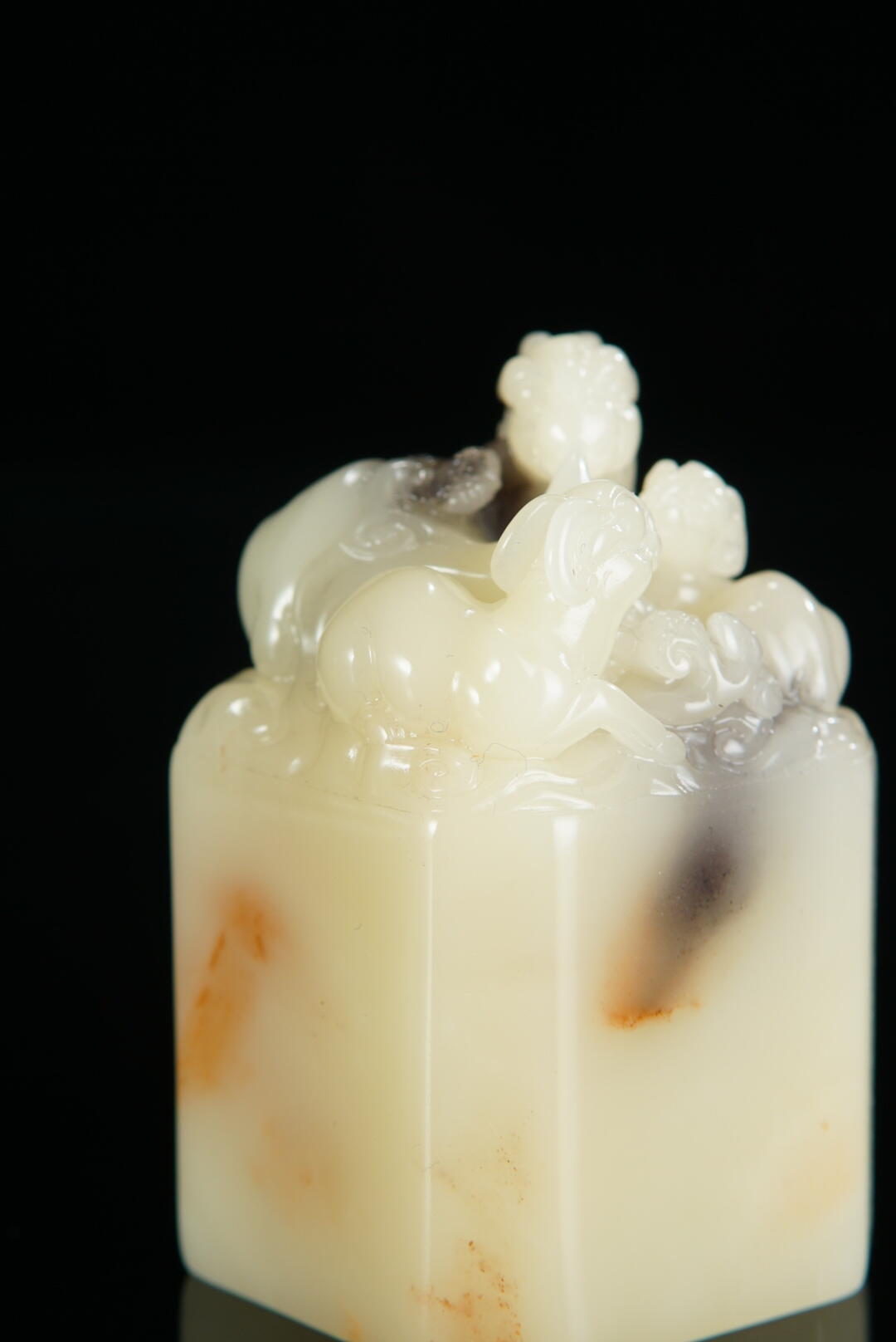 方寸藏珍·寿山田黄印章专场（一） 寿山芙蓉石《三阳开泰》钮章