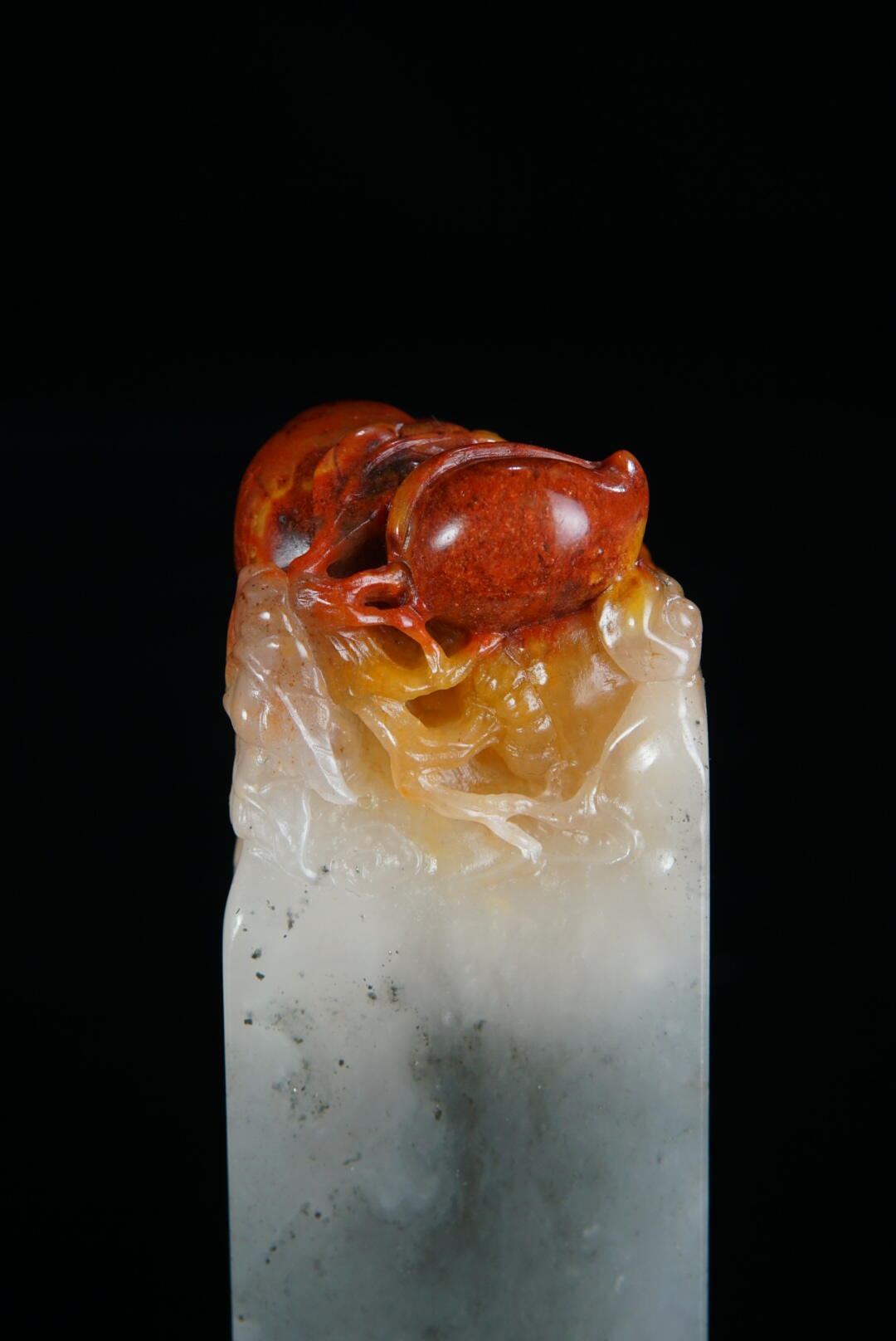 方寸藏珍·寿山田黄印章专场（一） 寿山三彩坑头石《佛手》钮章