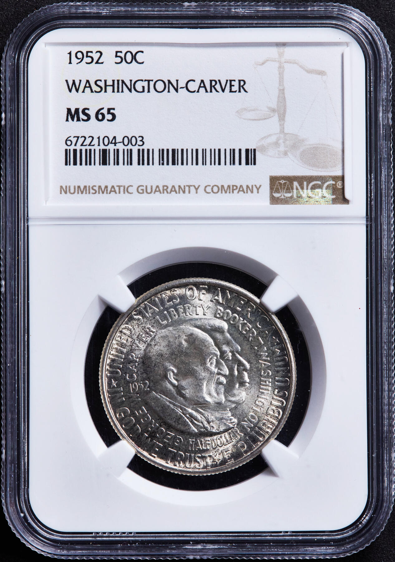 【俄甄集藏】“万象更新、马呈祥瑞”迎新春俄甄精品场-2026年(047)01-21 星期三 晚 19:30 全场包邮 美国1952年纪念非洲裔农业学家乔治·卡弗与教育家布克·华盛顿50美分银币，NGC MS65，转光品相