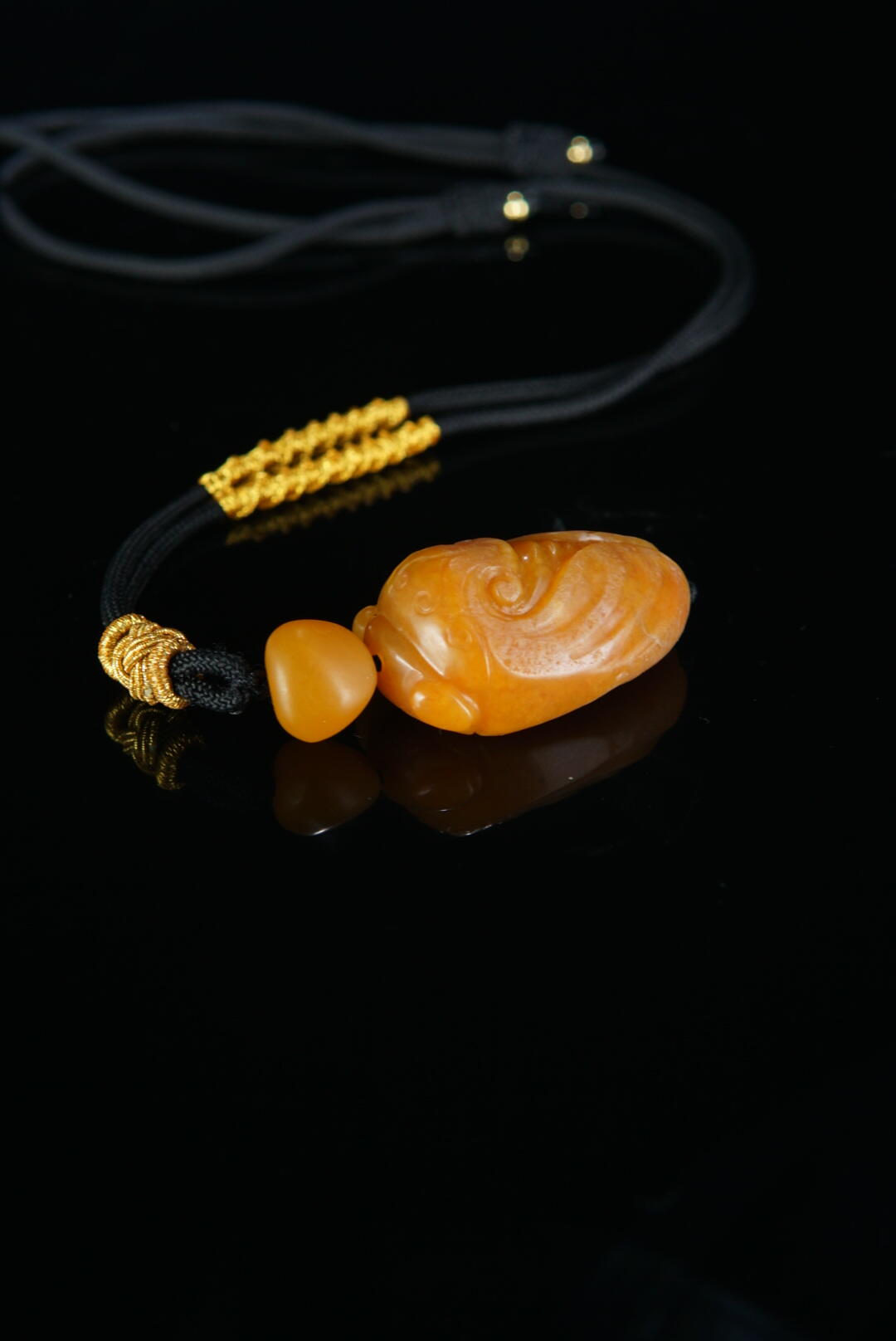 方寸藏珍·寿山田黄印章专场（一） 寿山田黄石《一鸣惊人》挂饰