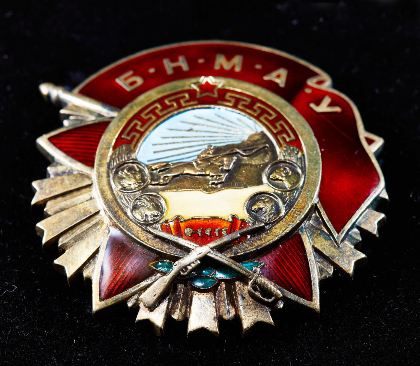 【俄甄集藏】“万象更新、马呈祥瑞”迎新春俄甄精品场-2026年(047)01-21 星期三 晚 19:30 全场包邮