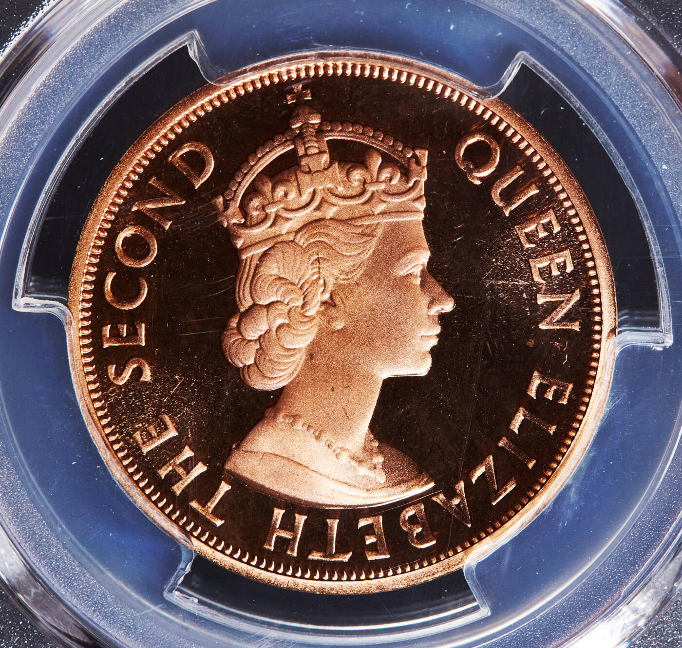 【俄甄集藏】“万象更新、马呈祥瑞”迎新春俄甄精品场-2026年(047)01-21 星期三 晚 19:30 全场包邮 英属东加勒比地区1965年伊丽莎白二世1、2分精制铜币2枚一对，PCGS PR68RD DC，高分难得