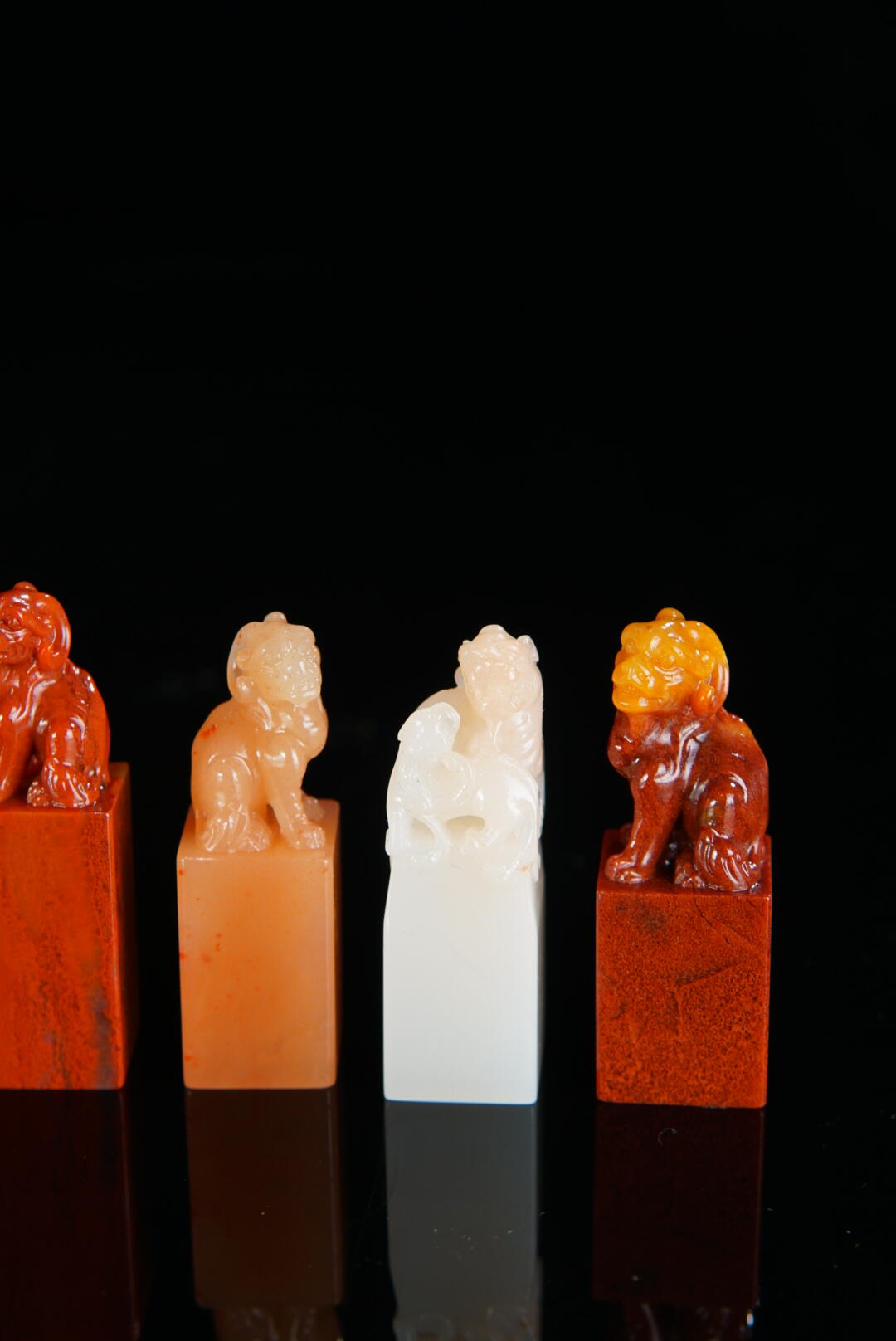 方寸藏珍·寿山田黄印章专场（一） 寿山石古兽钮章一组