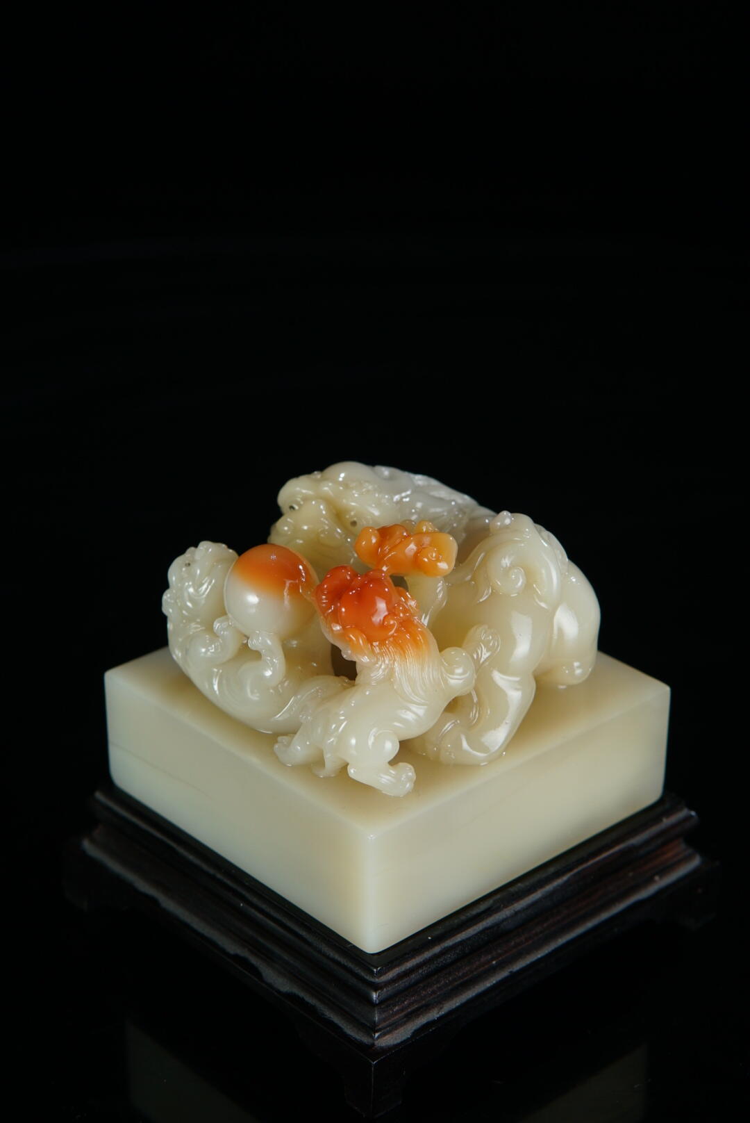 方寸藏珍·寿山田黄印章专场（一） 寿山芙蓉石《三狮戏球》印玺