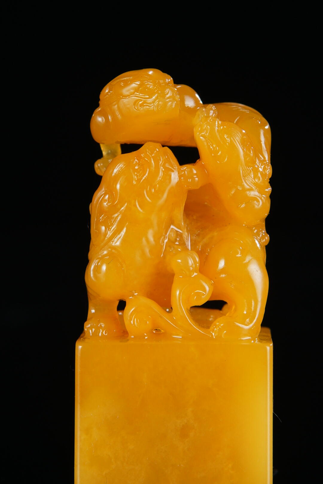 方寸藏珍·寿山田黄印章专场（一） 寿山田黄石《太师少师》钮章