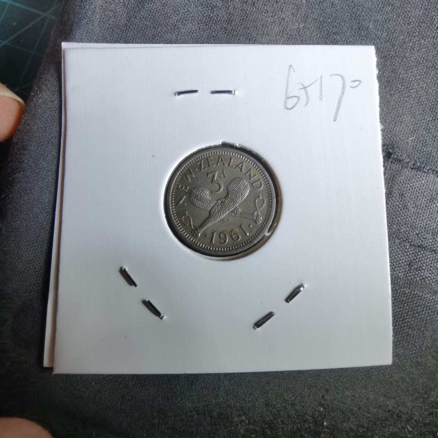 沼泽如烟--第965场 新西兰1961年3便士