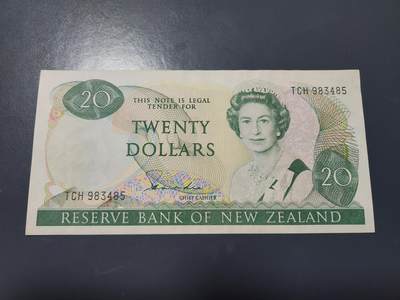 1月17号晚上8点 外国纸币自动截拍第8场 - 新西兰20 首签名 极美品