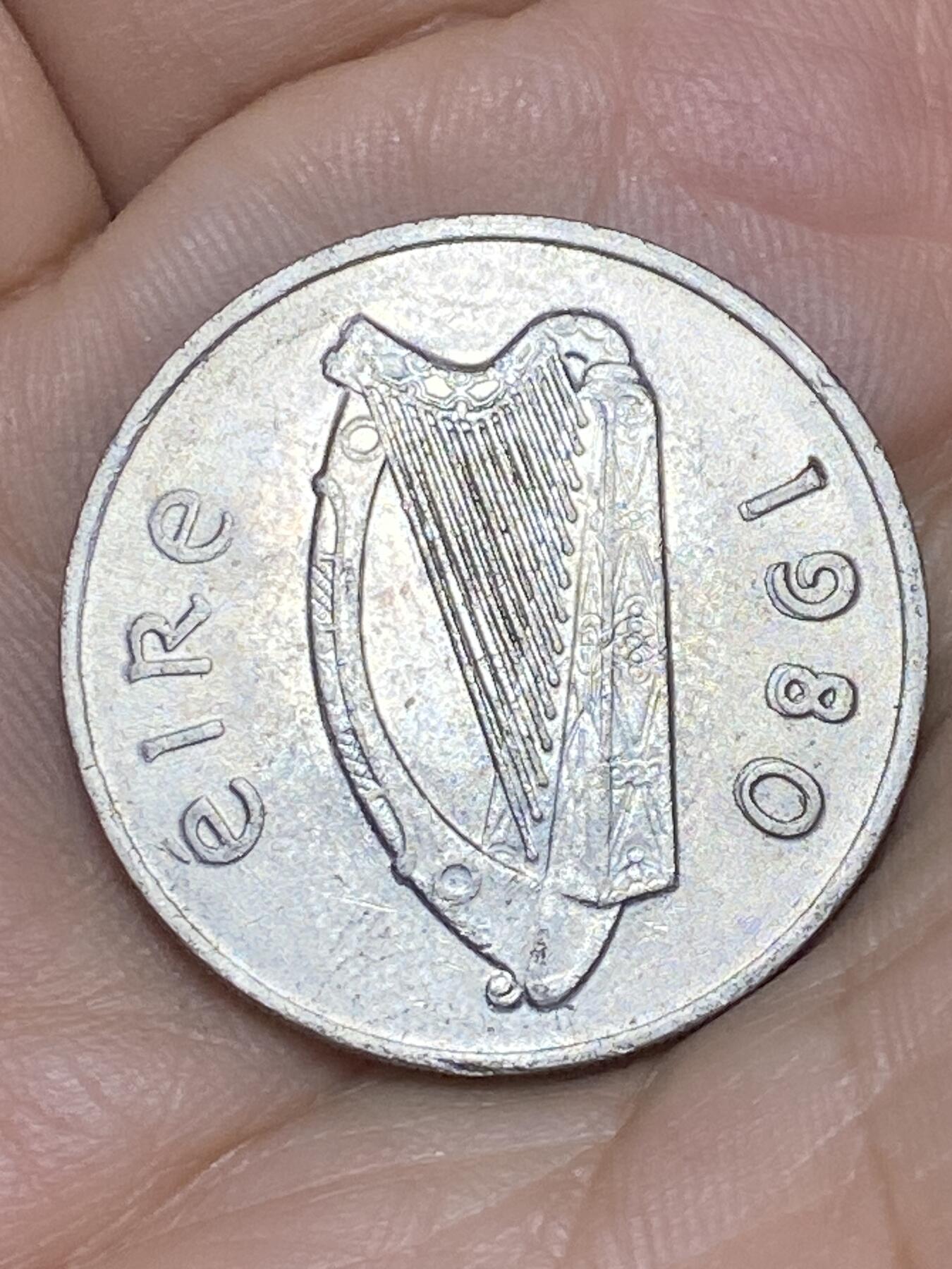 2026年第十场(总第一百七十九场）外国好品散币场(免佣金) 爱尔兰🇮🇪1980年10便士(共和国第二套第一版，大尺寸版)