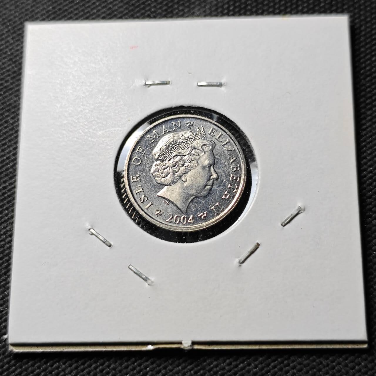 KK钱币收藏小铺  第400期  百期特拍（四拍之四）2月预留时间 周末发货   2004马恩岛5便士