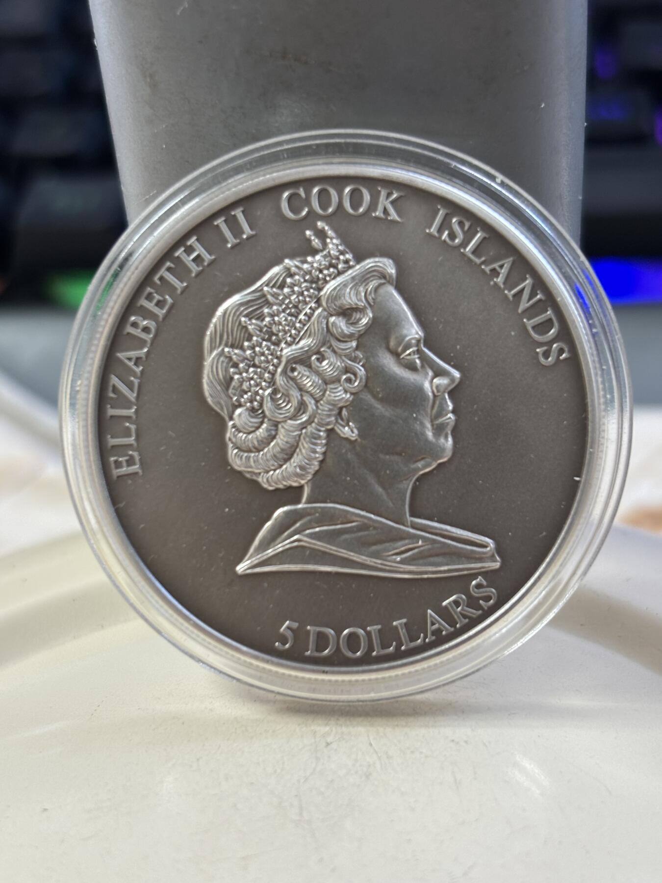 第188期拍卖 库克2010年奥巴马和马丁路德金仿古凹凸纪念银币套带证书，25克*2,925银