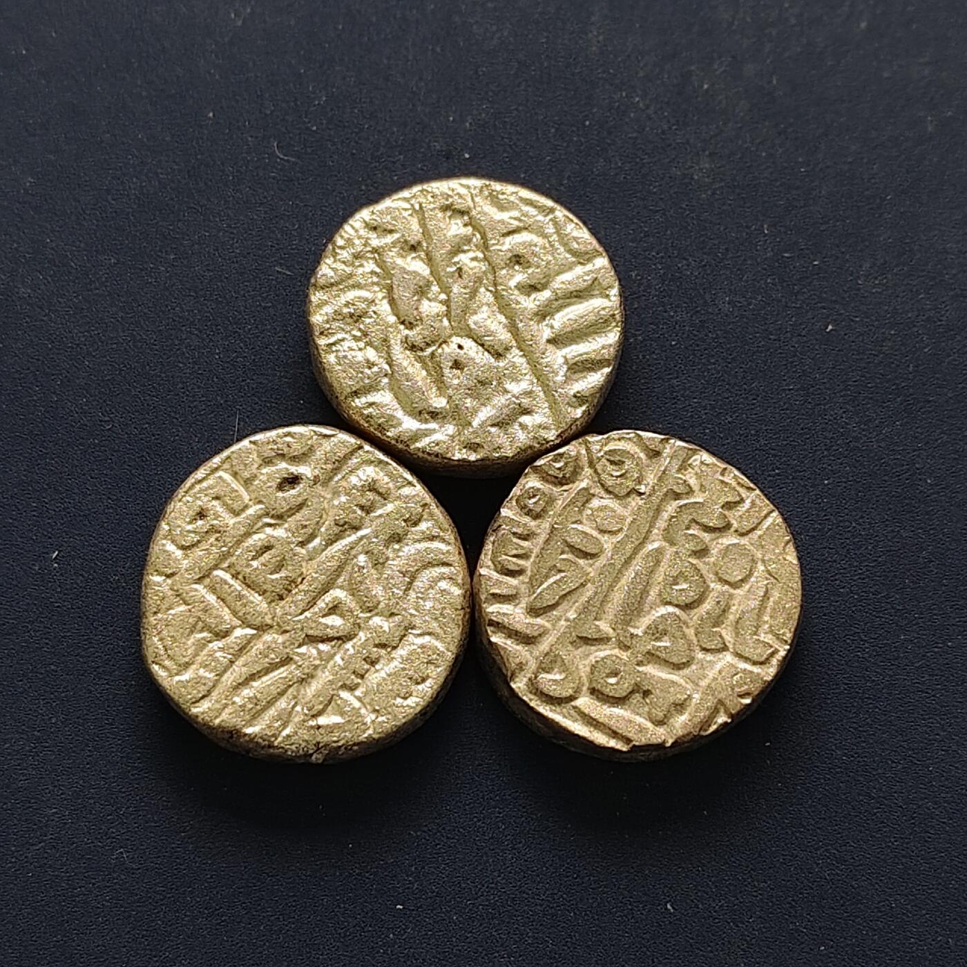 【全场包邮】纯粹捡漏拍497场-持续更新中 【古钱】丝绸之路沿线厚重银币3枚一组【28.45克估计900银左右，银价约500左右（按20元银价估算）】