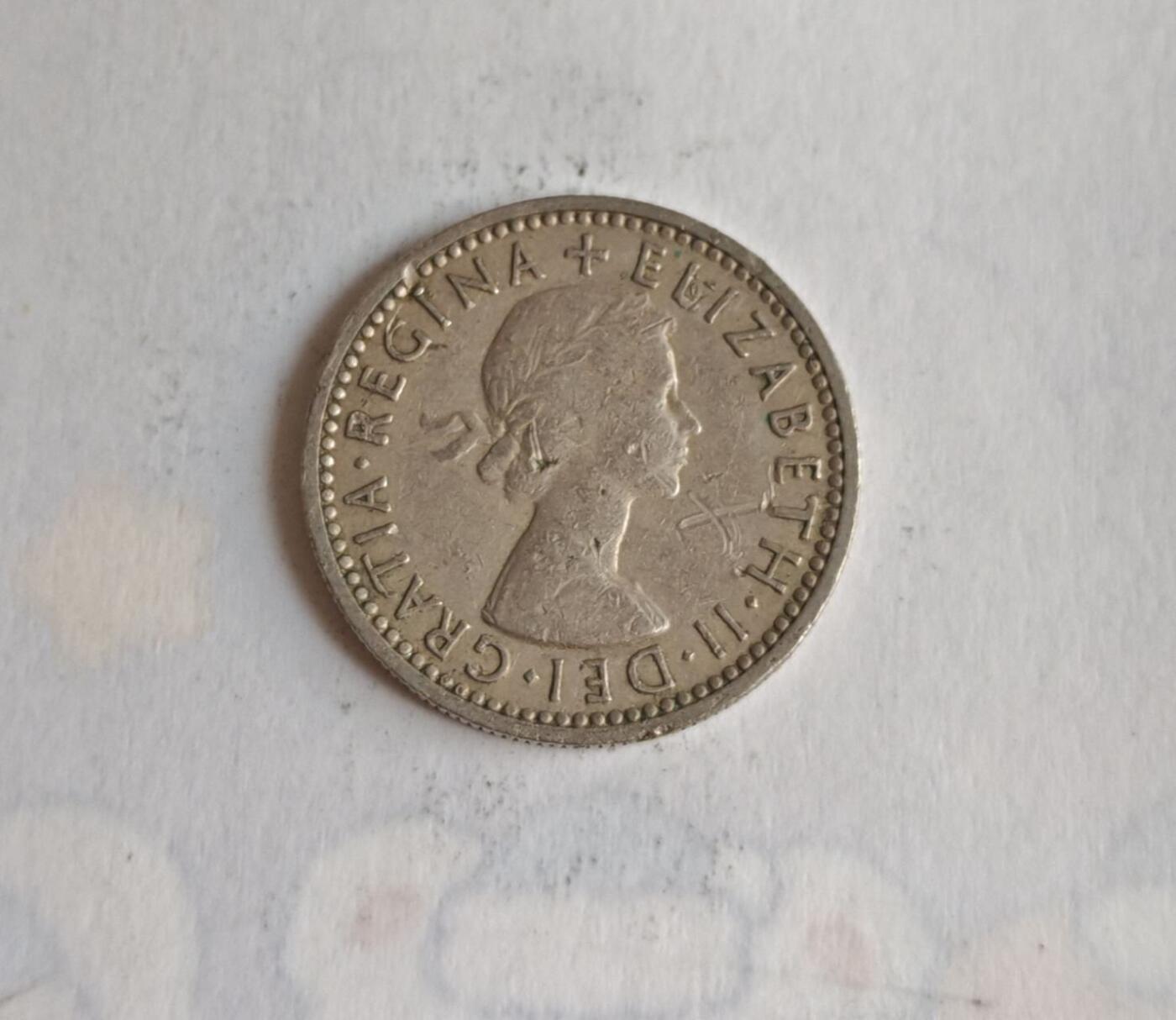 外国硬币 🔍 这是一枚1957年英国6便士（Sixpence）硬币