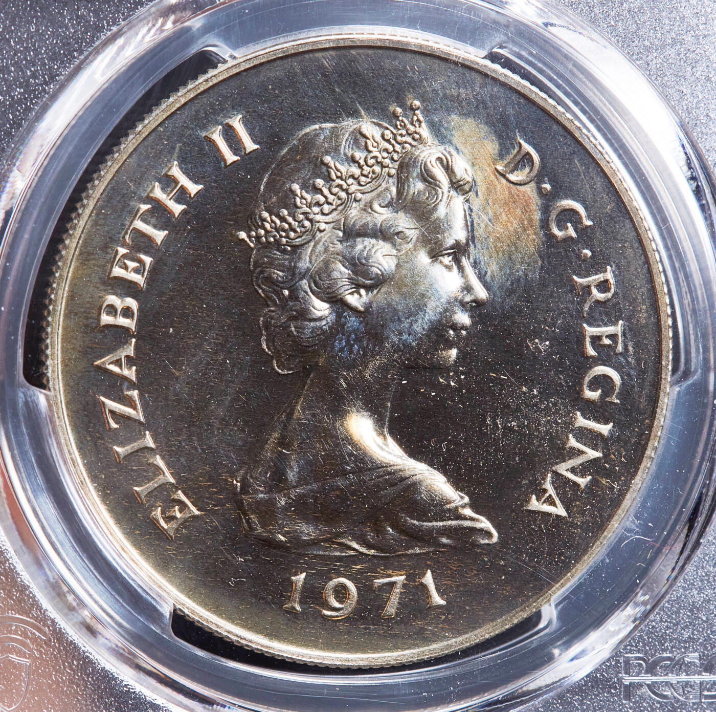 【俄甄集藏】“万象更新、马呈祥瑞”迎新春俄甄精品场-2026年(047)01-21 星期三 晚 19:30 全场包邮 英属直布罗陀1971年伊丽莎白二世25新便士地中海猕猴精制大银币，PCGS PR66，重28.28克，500银，发行量20000枚