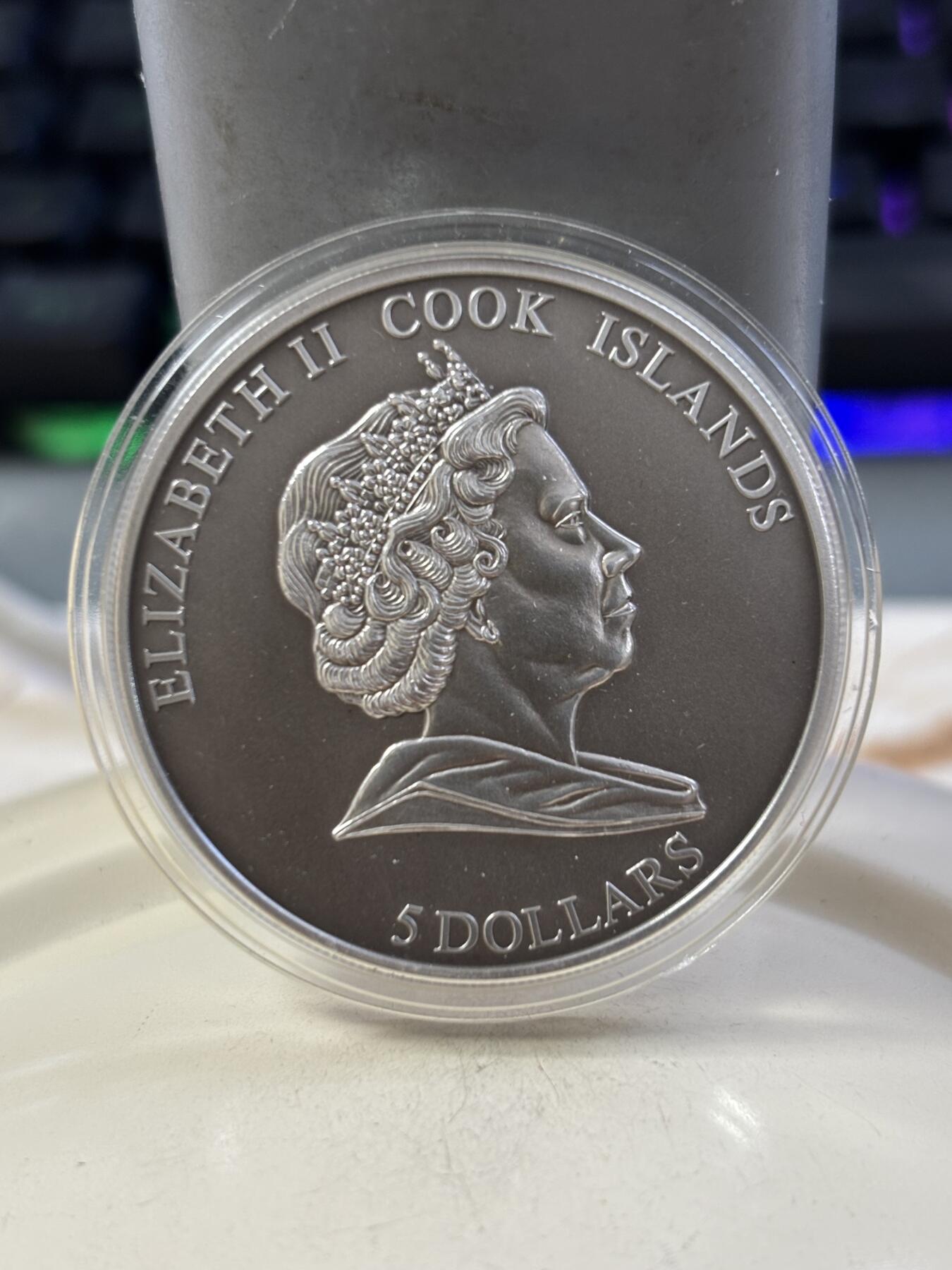 第188期拍卖 库克2010年奥巴马和马丁路德金仿古凹凸纪念银币套带证书，25克*2,925银