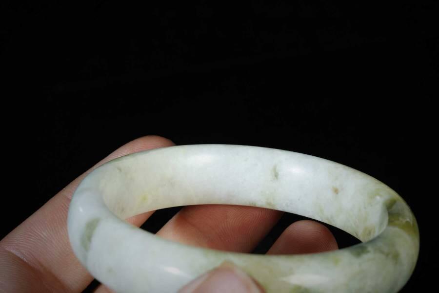 上海都达杂项专场三（全场包邮） 天然 蓝田玉贵妃手镯86-34