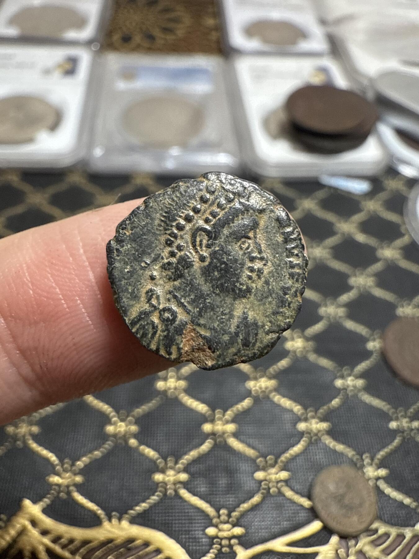 南宋泉阁俄币 外币 国币 专场第二十一期 【送拍无额外佣金】 古罗马 公元383-408年 东罗马皇帝 阿卡狄乌斯小铜币 文字和头像打制清晰 品相好