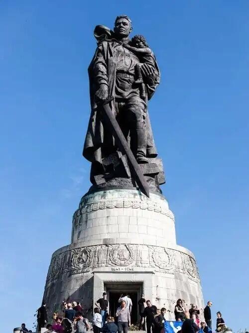 【俄甄集藏】“万象更新、马呈祥瑞”迎新春俄甄精品场-2026年(047)01-21 星期三 晚 19:30 全场包邮 苏联1965年二战胜利20周年1卢布精制原铸纪念币，PCGS PR66DC，原铸稀少