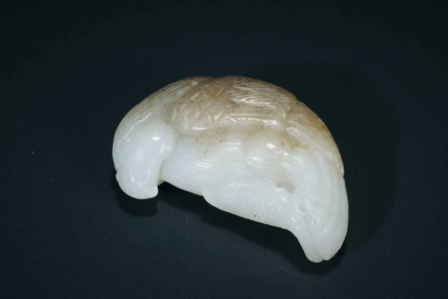 上海都达杂项专场三（全场包邮） 天然和田白玉精雕《鸢飞鱼跃》挂件86-6