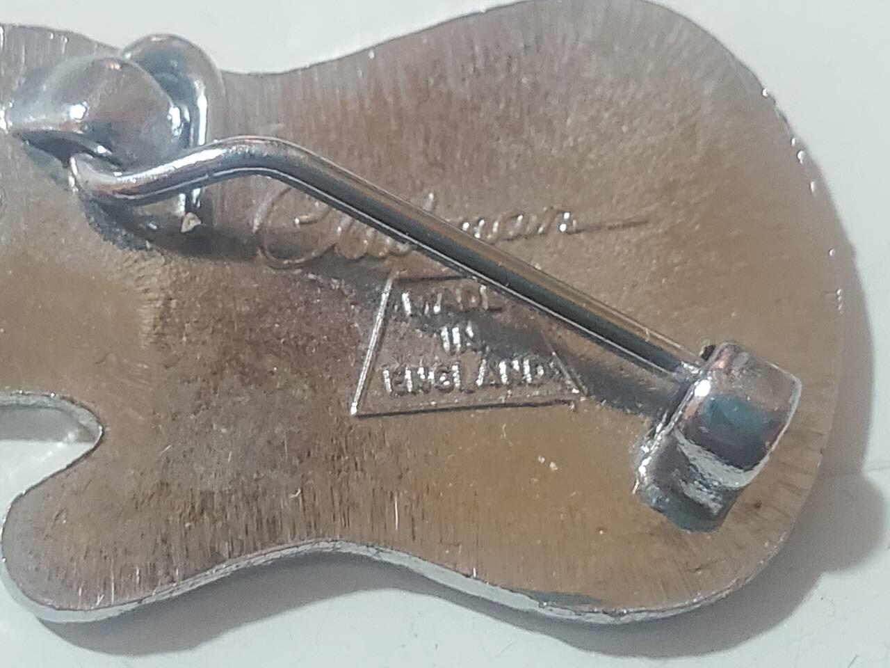 韵星假日拍卖第三十七期 -- Rimey Holidays Auction 37 冷战时期1970-80年代范-海伦音乐徽章 保存完好 英格兰制造