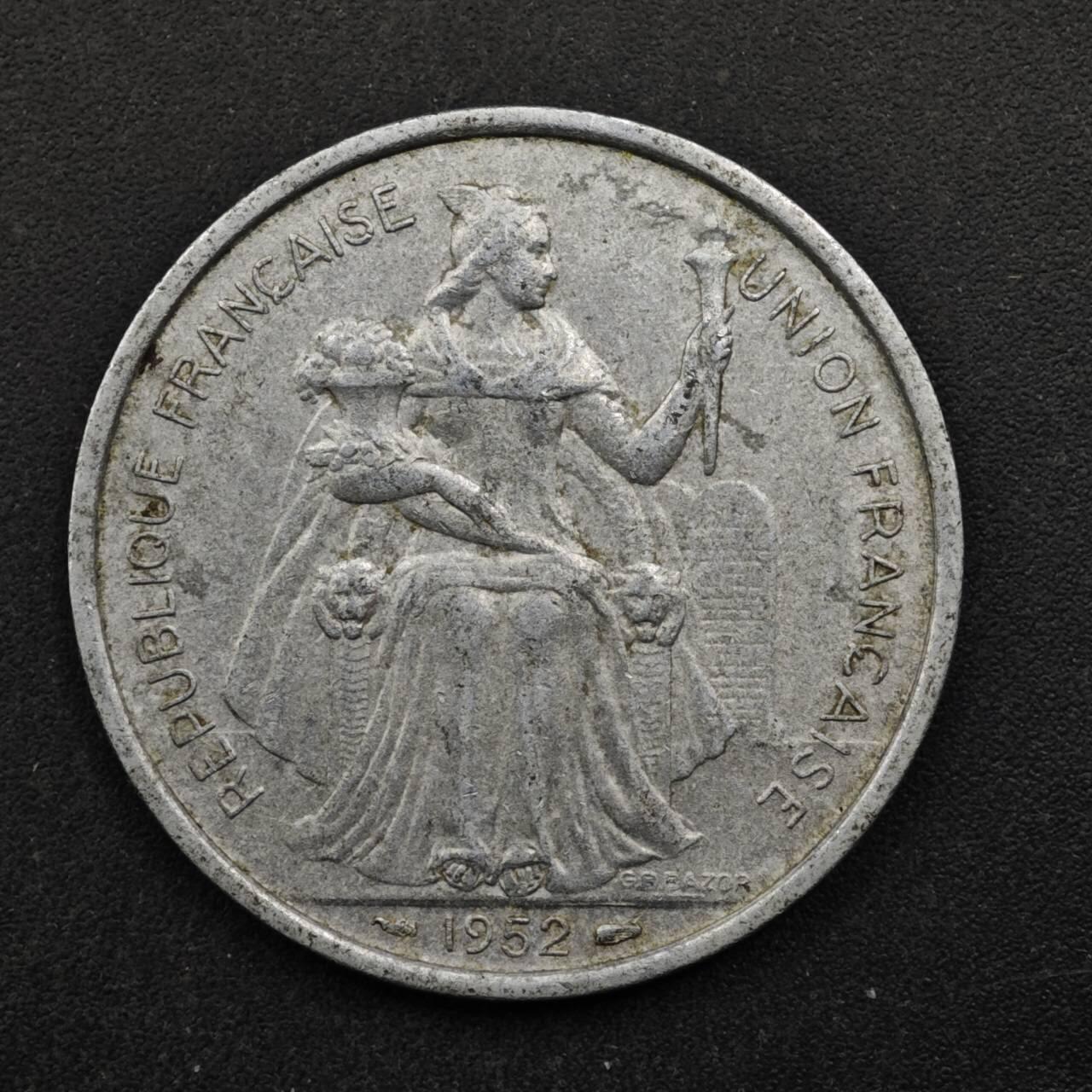 【淘币小摊】实时拍第八百五十拍   散币银币场   满百包邮可预留二周 每周一统一发货   喀里多尼亚1952年5法郎铝币