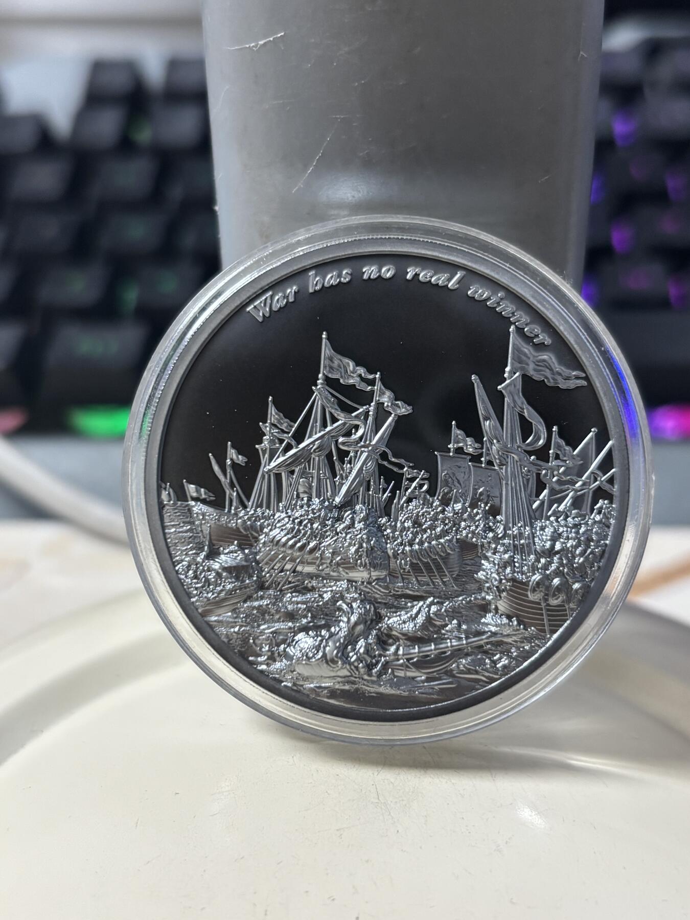 第189期拍卖 加蓬2023年过去与未来战争没有赢家钌化2盎司银币，999银，发行99枚