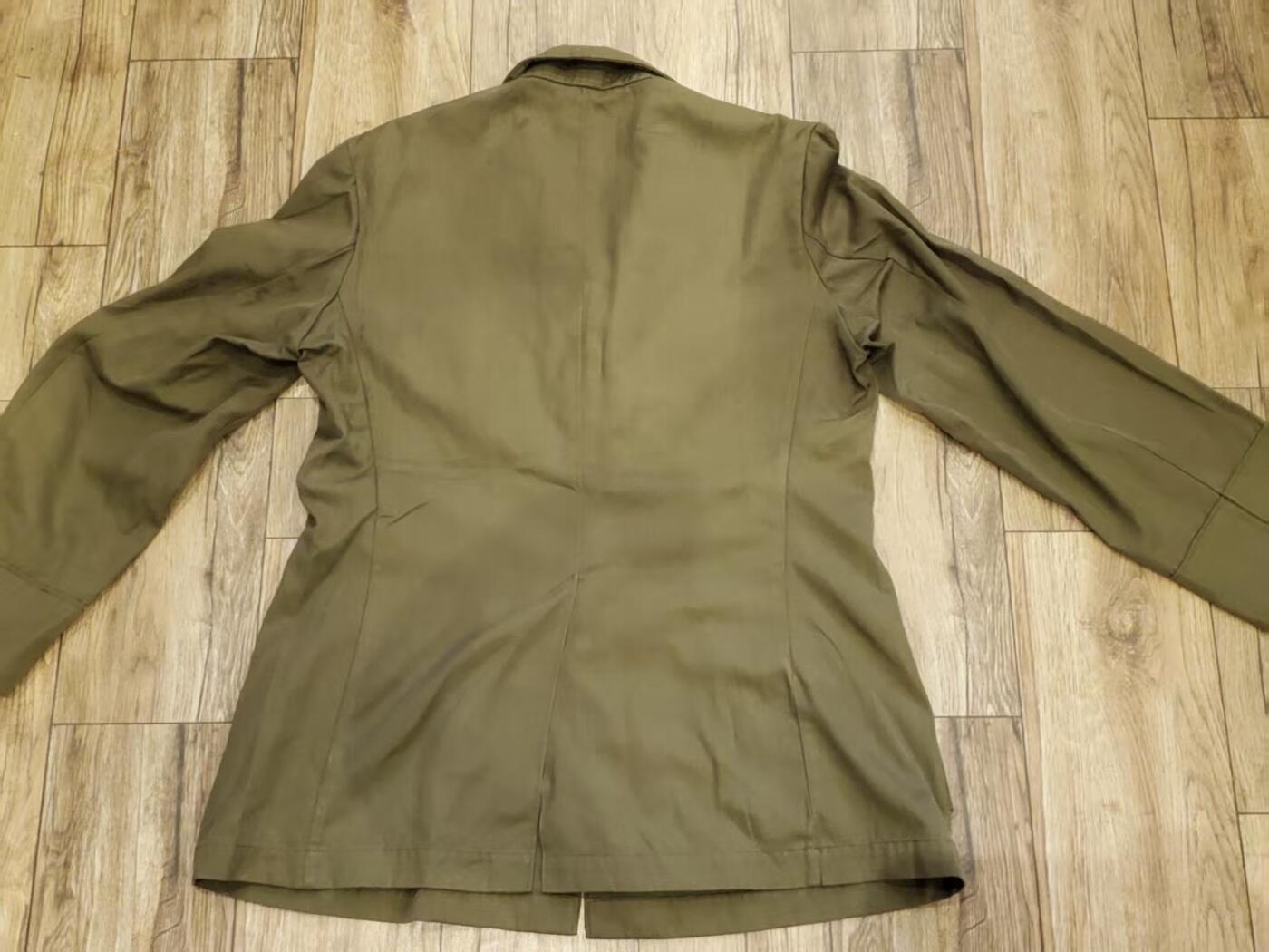 韵星假日拍卖第三十七期 -- Rimey Holidays Auction 37 越南社会主义共和国K94陆军步兵中校常服一套 带裤子 领章肩章齐全 最经典的系列 