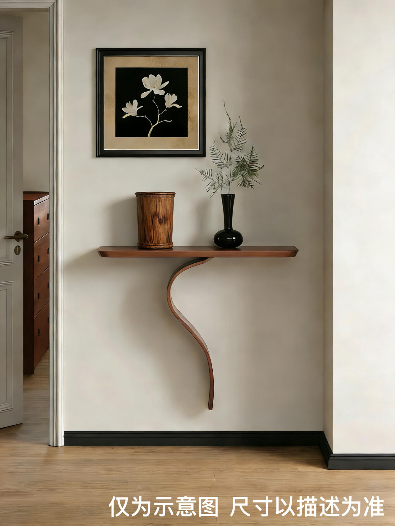 零元拍：海南黄花梨大笔筒，近十斤料整颗料抠出，口径：110/136/底104MM，山峰纹理漂亮 零元拍：海南黄花梨大笔筒，近十斤料整颗料抠出，口径：110/136/底104MM，山峰纹理漂亮