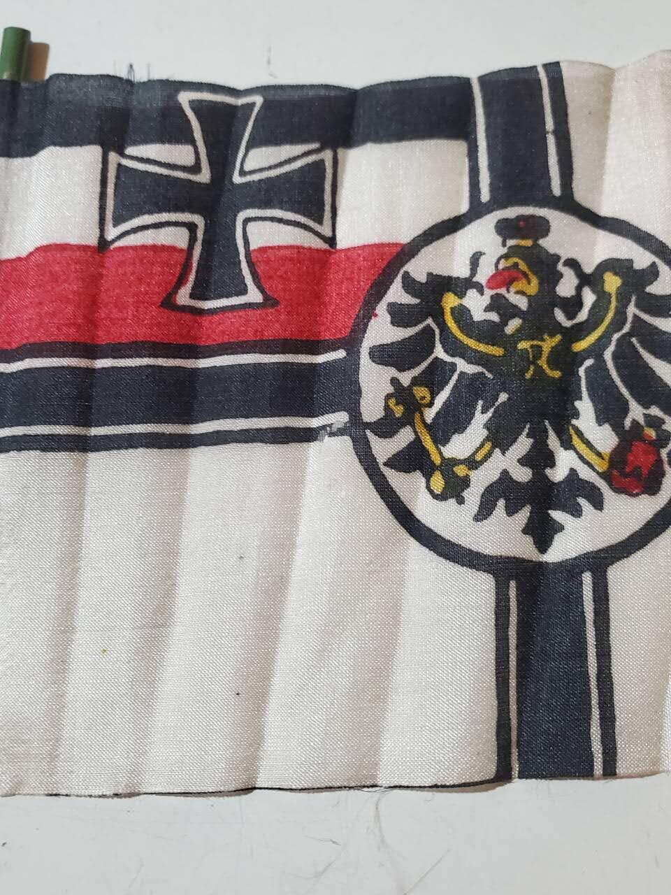 韵星假日拍卖第三十七期 -- Rimey Holidays Auction 37 德意志第二帝国海军军旗一面 100多年原物非后造纪念品 非纸制 很少见 旗面无破损