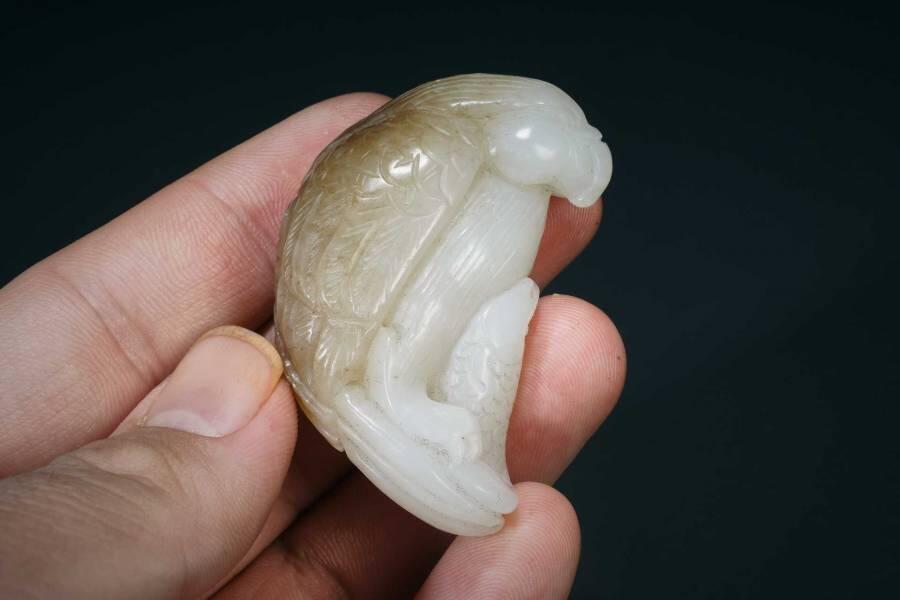 上海都达杂项专场三（全场包邮） 天然和田白玉精雕《鸢飞鱼跃》挂件86-6