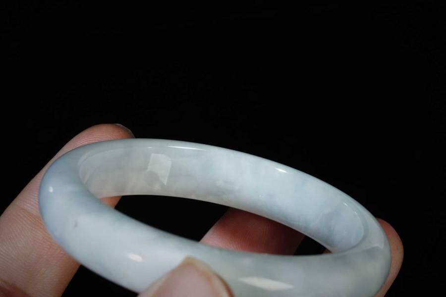 上海都达杂项专场三（全场包邮） 天然冰糯种翡翠手镯86-41