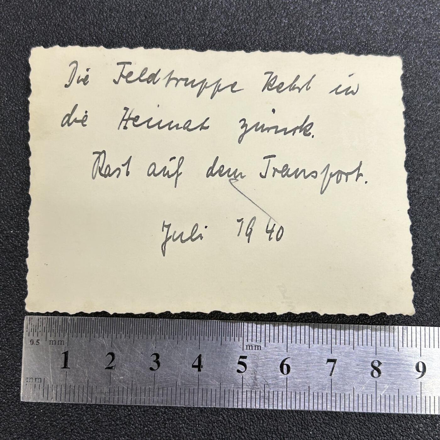 西秦中古拍卖第七十三期 二战 德军1940年军用列车中途休息照片 背面有批注