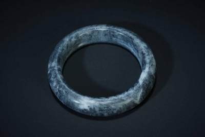 上海都达杂项专场三十四【年后发货全场包邮】  天然墨玉手镯86-35